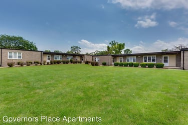 2720 Chayes Ct - Homewood, IL
