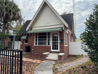 17 NW 7th Terrace - Gainesville, FL