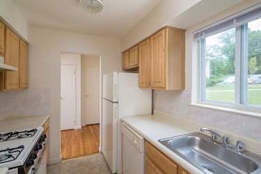 Redstone Gardens/Lakeview Gardens Apartments - Parsippany, NJ