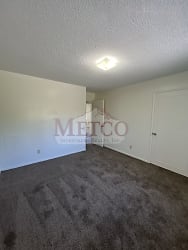 175 G St - Springfield, OR