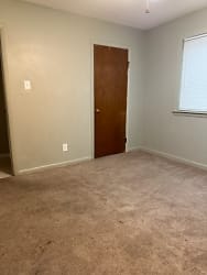 4805 Hickory Ave unit 2 - North Little Rock, AR