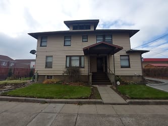 225 SW 2nd St - Pendleton, OR