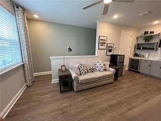 668 Kimber Ln #1-1 - Debary, FL
