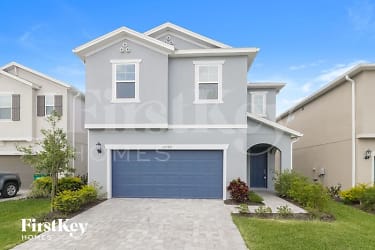 34088 White Fountain Ct - Wesley Chapel, FL