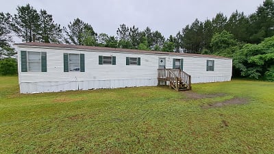 672 Target Rd - Holly Hill, SC