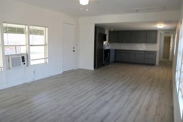 4405 Oneal St #3 - Greenville, TX