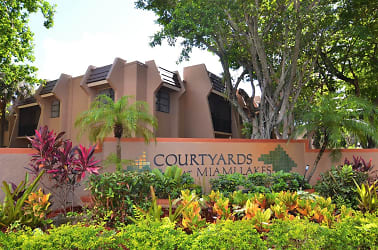 Courtyards At Miami Lakes Apartments - Miami Lakes, FL