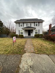 108 W Harrison St - Maumee, OH