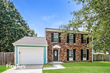 8405 Old Carriage Ct - Charleston, SC