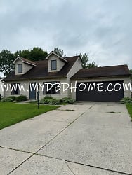 7714 Tipperary Trail - Fort Wayne, IN