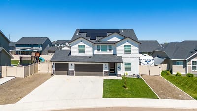 5117 Lansdale St - Caldwell, ID