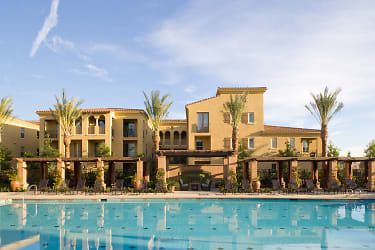 Palmeras Apartment Homes - Irvine, CA