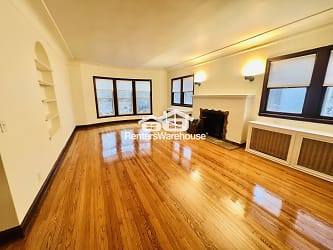 207 W Minnehaha Pkwy Unit Lower - undefined, undefined