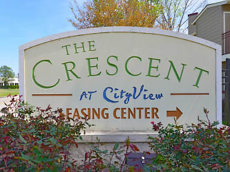 Crescent At Cityview Apartments - Houston, TX