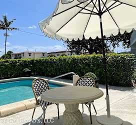 Del Rio Apartment Homes - Boca Raton, FL