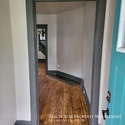 2041 W 101st St - Unit 2 - undefined, undefined