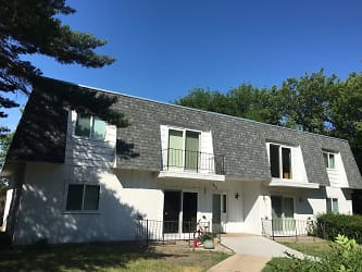 313 4th St NW unit 1 - Watertown, SD