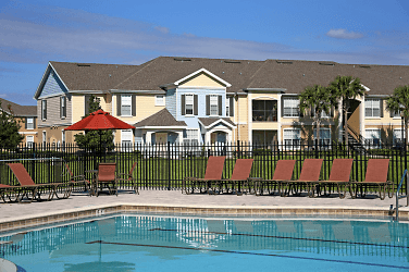 Hammock Oaks Apartments - Mount Dora, FL