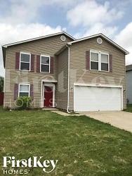 8854 Youngs Creek Ln - Indianapolis, IN
