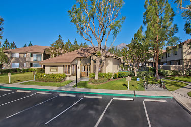 Evergreen Apartments & Townhomes - Rancho Cucamonga, CA