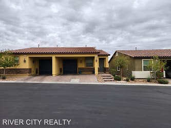 2726 Chinaberry Hill St - Laughlin, NV