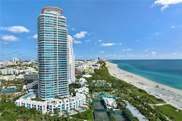 100 South Pointe Dr #3806 - Miami Beach, FL