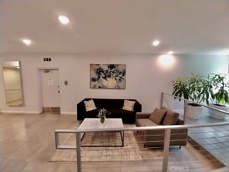 1509 Greenfield Ave #107 - Los Angeles, CA