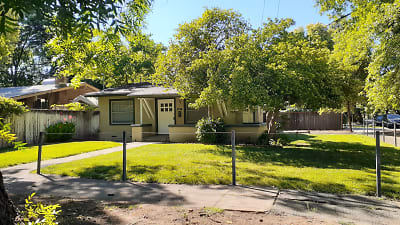 247 W 2nd Ave unit 247 - Chico, CA