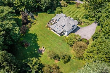 4 Dodge Rd - Pawling, NY