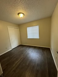2048 S Florence Ave unit 204 - Springfield, MO