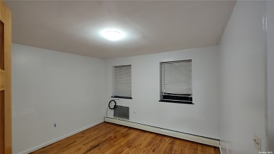 186-17 Jamaica Ave #2 - undefined, undefined