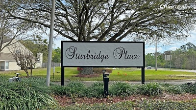 8502 Sturbridge Cir W - Jacksonville, FL