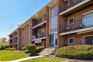 Canal House Apartments - Morrisville, PA