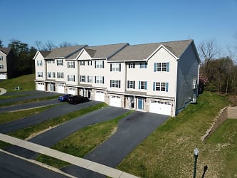 Monticello Heights Townhomes Apartments - Harrisburg, PA