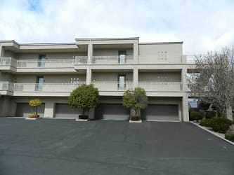 225 N Country Ln unit 20 - undefined, undefined
