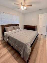 Room For Rent - Orlando, FL