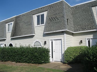 6328 Wrightsville Ave unit H3 - Wilmington, NC