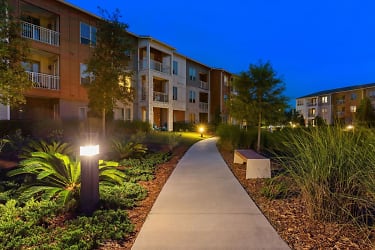 The Point At Town Center Apartments - Jacksonville, FL
