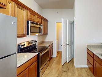 Homestead Apartments - Hobbs, NM
