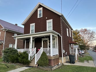 519 S 7th St - Indiana, PA