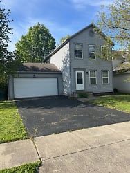 6683 Winbarr Way - Canal Winchester, OH