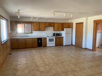 2008 Pioneer Ave unit D - Cody, WY