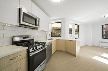 98-20 62nd Dr unit 220 - Queens, NY