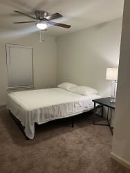 Room For Rent - Converse, TX