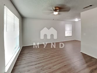 1303 1/2 Berry Dr Apt A - undefined, undefined