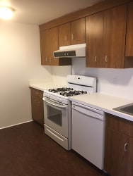 Collegeview Tower Apartments - Poughkeepsie, NY