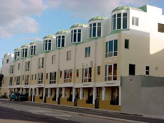 235 Cocoanut Ave unit 109B - Sarasota, FL