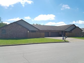 1431 Commercial Dr unit 1435 - Rolla, MO