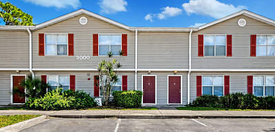 3001 Fountainhead Cir unit 102 - Melbourne, FL