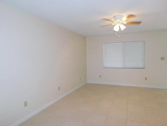 236 Chandler St #C - Cape Canaveral, FL